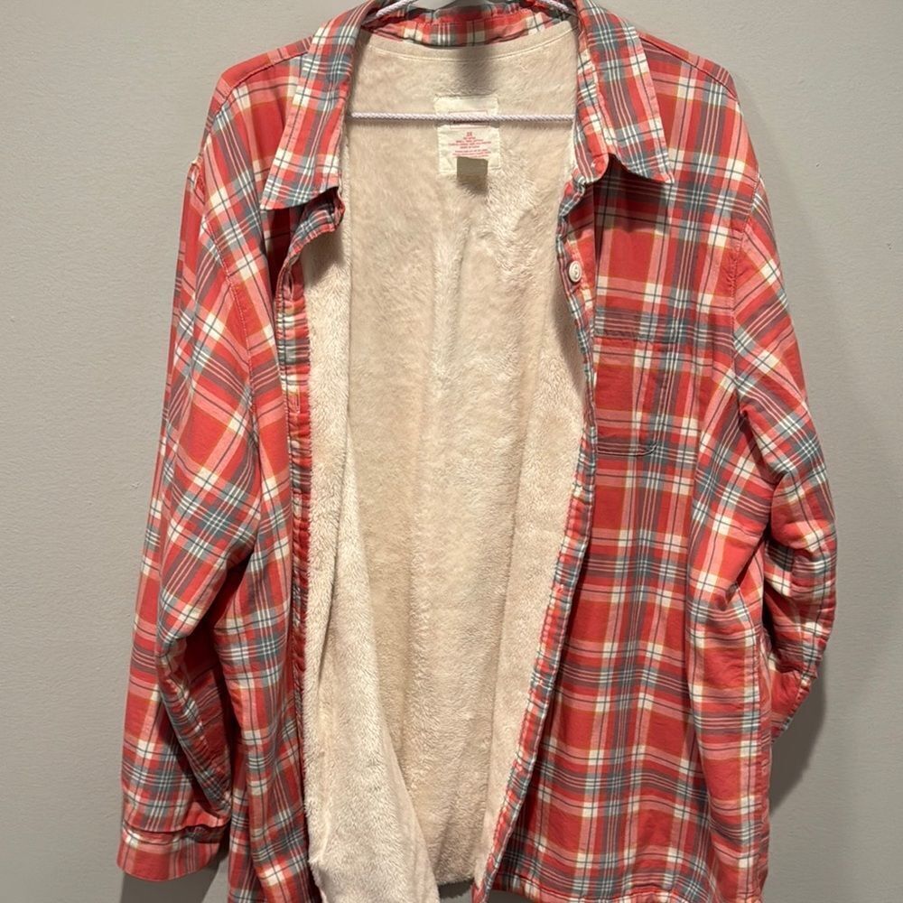 Red Plaid Button-Up Shirt - Picture 4 of 8